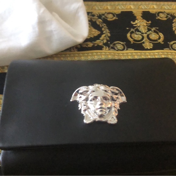 Versace hand bag - Picture 3 of 16